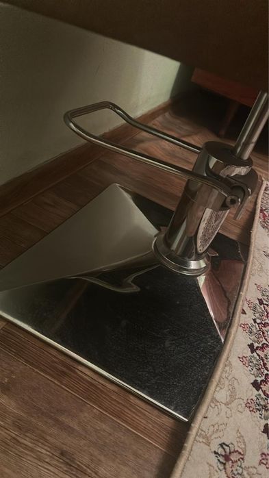 Продам кресло , подойдет  для дома , офиса и салона