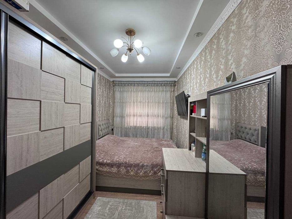 Аренда на Ойбеке. Ор-р 60 школа 4/1/4, ремонт, парковка, огород=