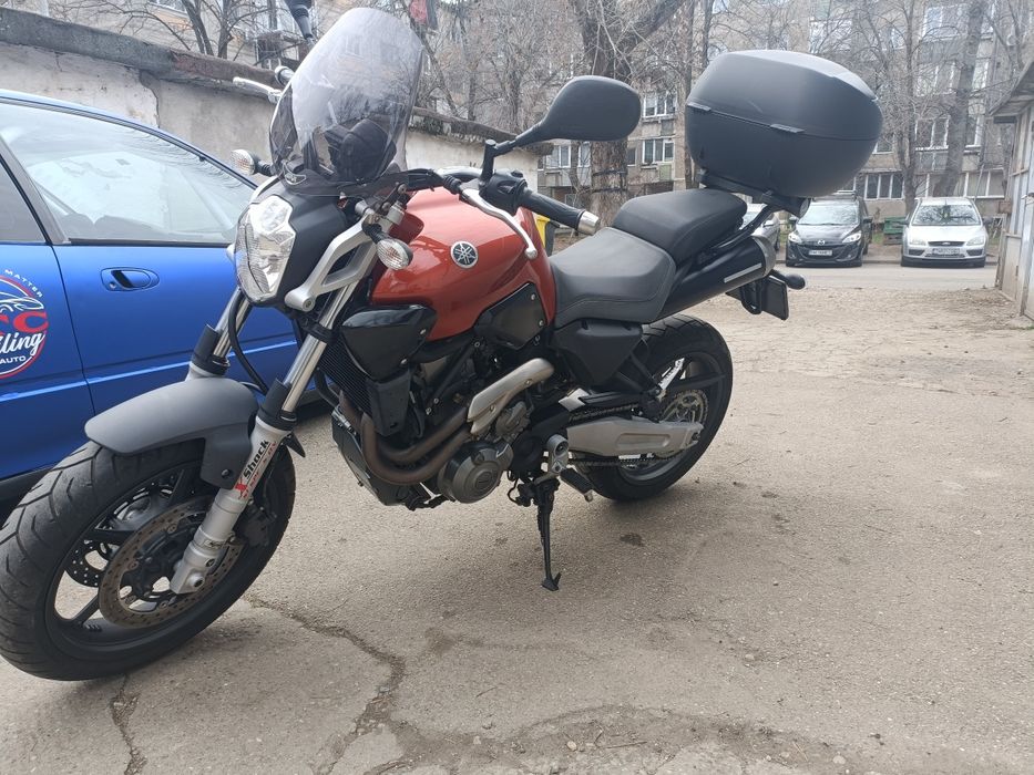 Vand Yamaha MT-03 2006 impecabila.