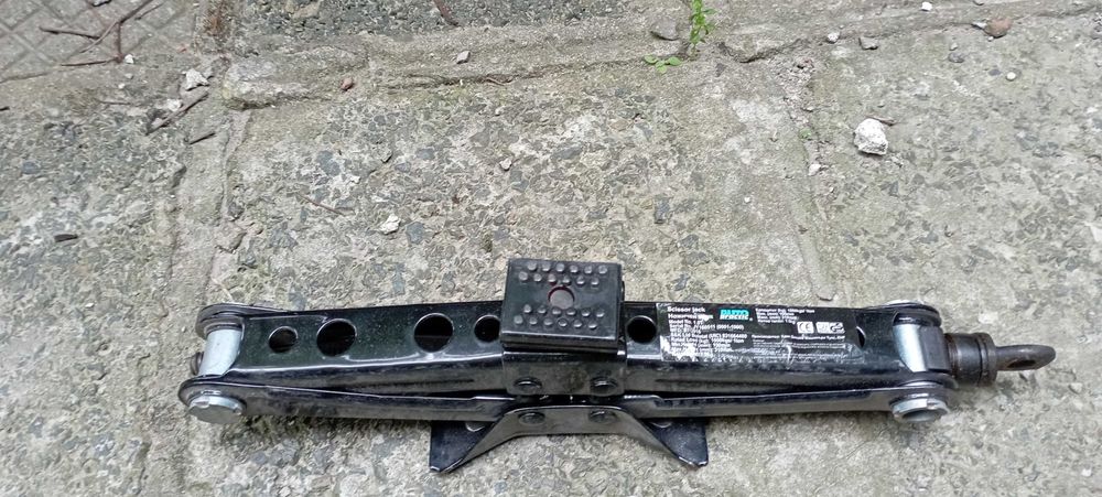 Крик за автомобил