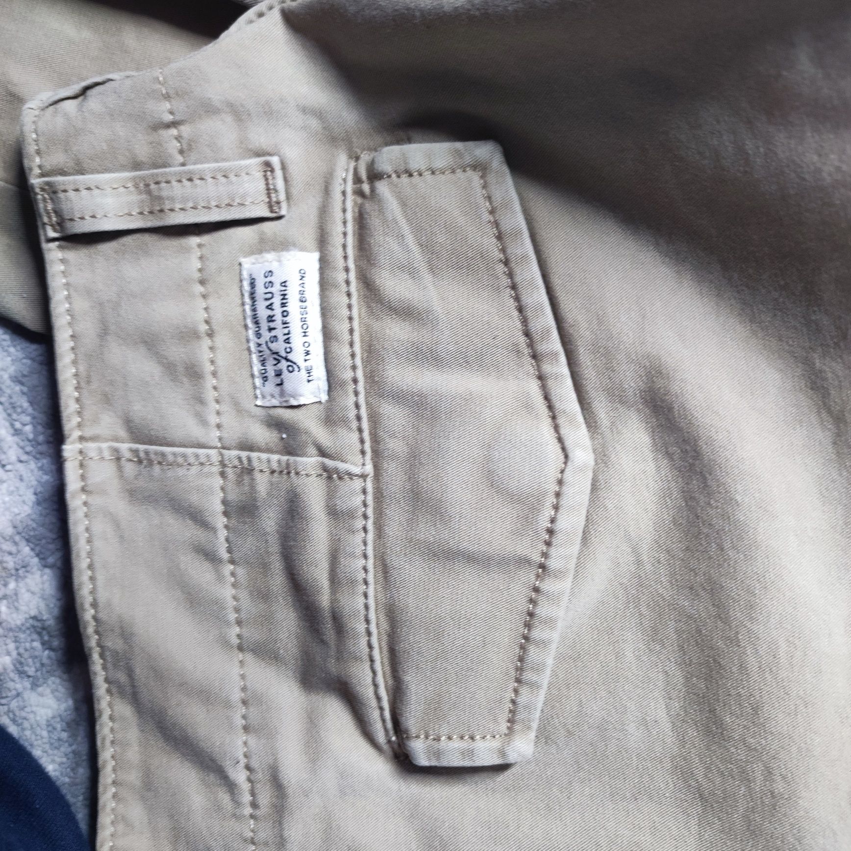 Pantaloni Levi's