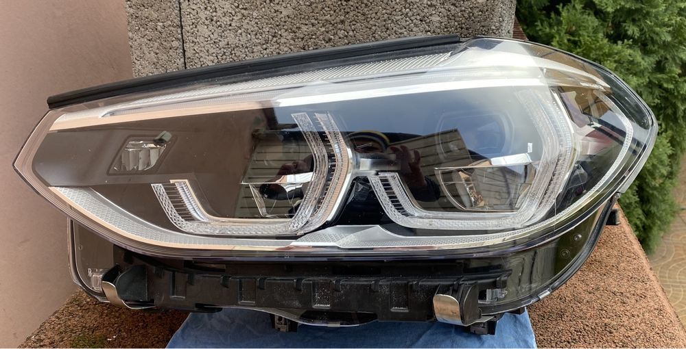 Far stanga Adaptive Led BMW X3 G01, X4 G02 dupa 2017