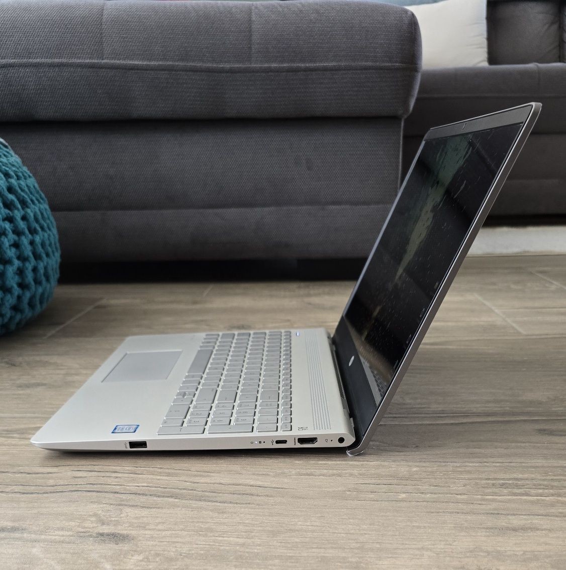 HP Pavilion i7 gen8