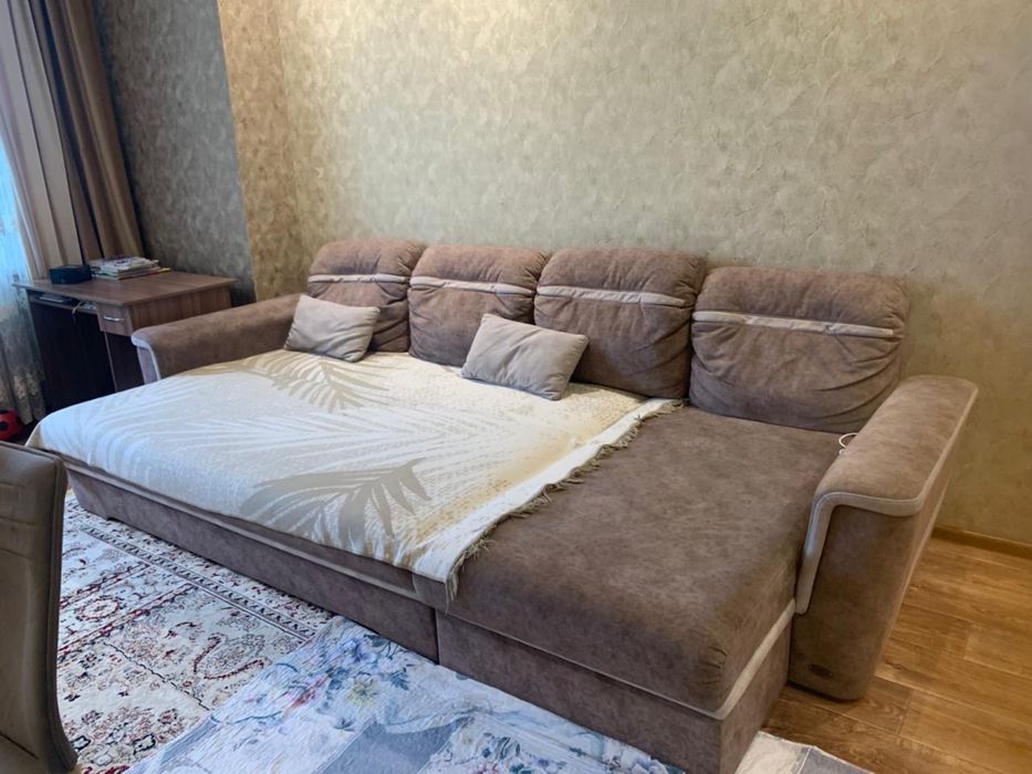 Продается диван 3 метра