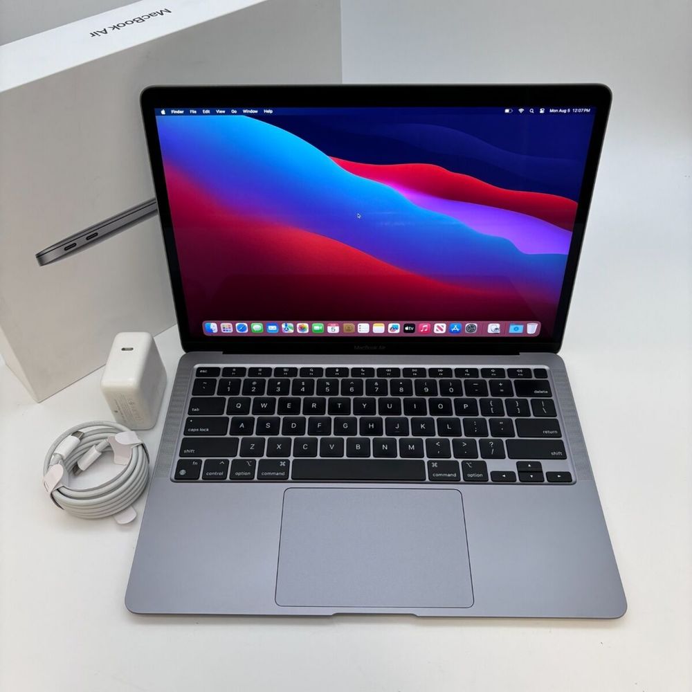 Macbook M1 2020 Battery health 96 percent
