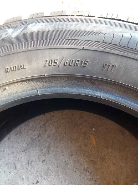 Резина зимняя шипованная 205/60R15