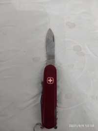 Продаются швейцарский  карманный нож
