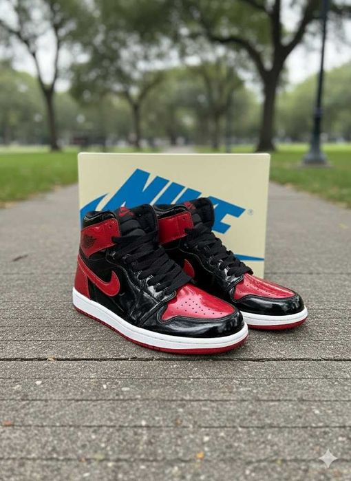 Adidasi Jordan 1 High Patent Bred