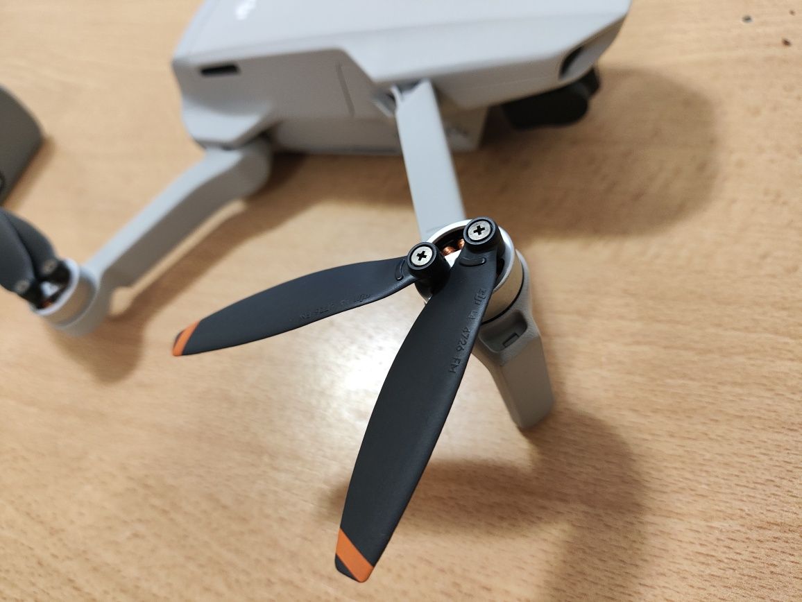 DJI mini 2 SE като нов