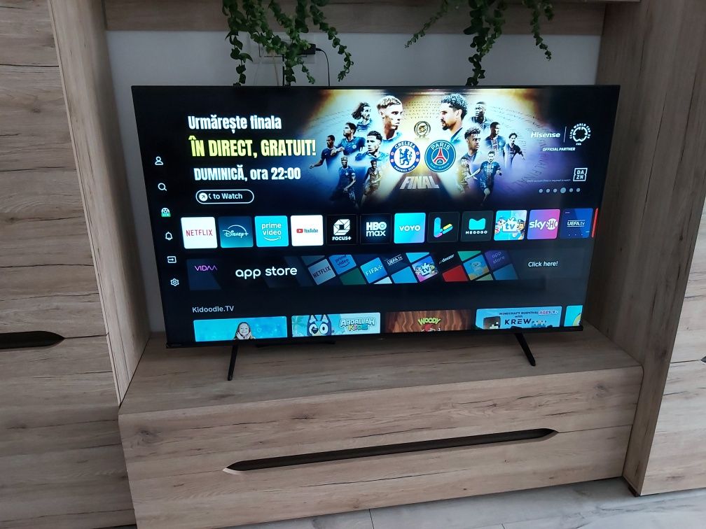 Tv Smart Hisense 146 cm .