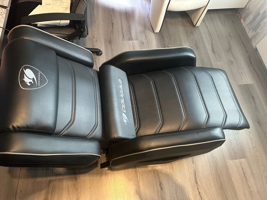 Геймърски фотьойл Cougar Ranger S Royal – като нов!