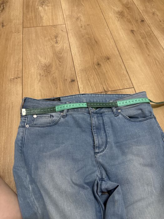 Blugi rupti pt femei Armani Exchange