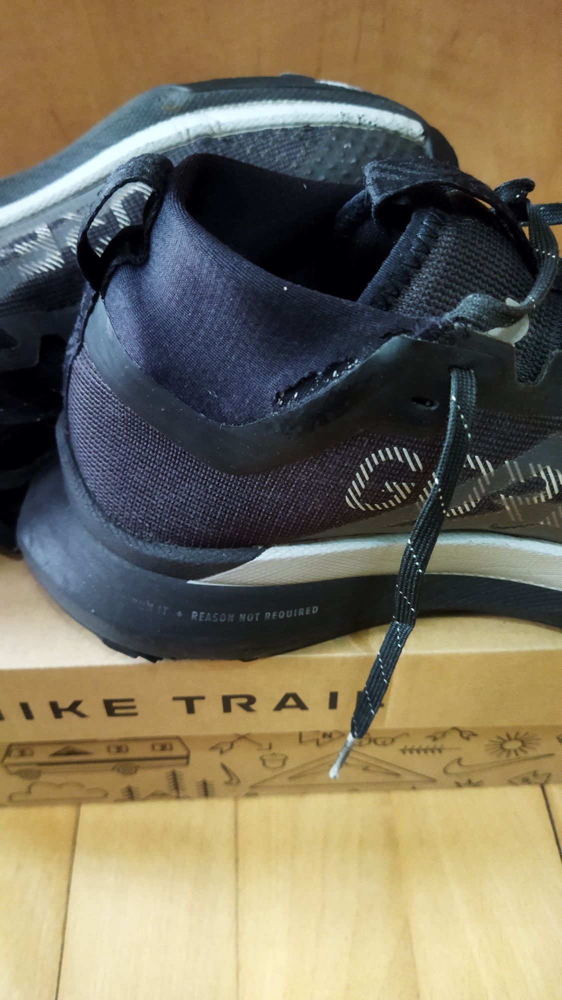 Маратонки Nike Gore-Tex