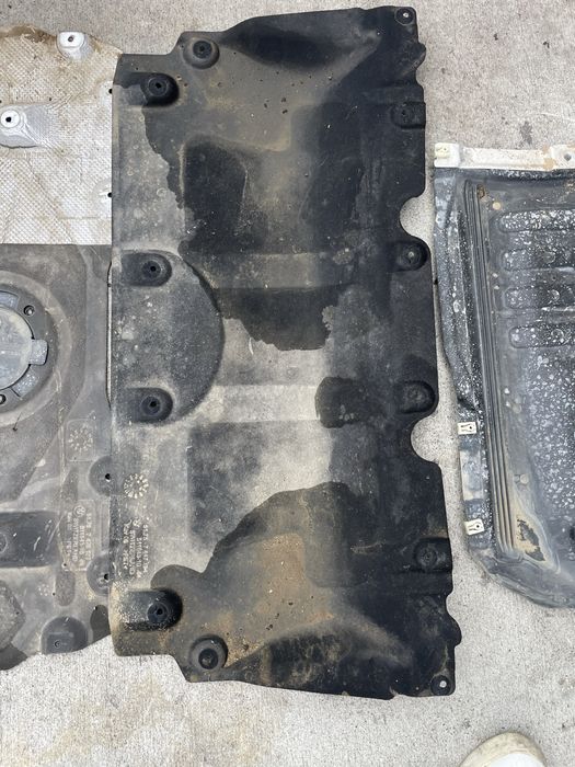 Vand scut motor g21 g20 cutie set scuturi sub bara