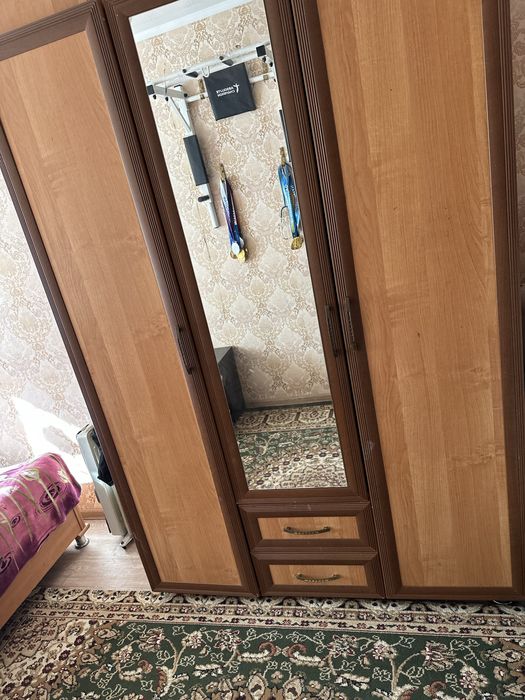 Продается Шкаф с кроватью