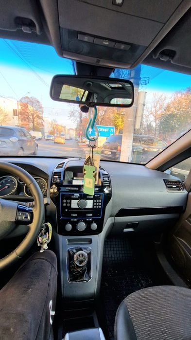 Vând  Opel Zafira B 1.7cdti