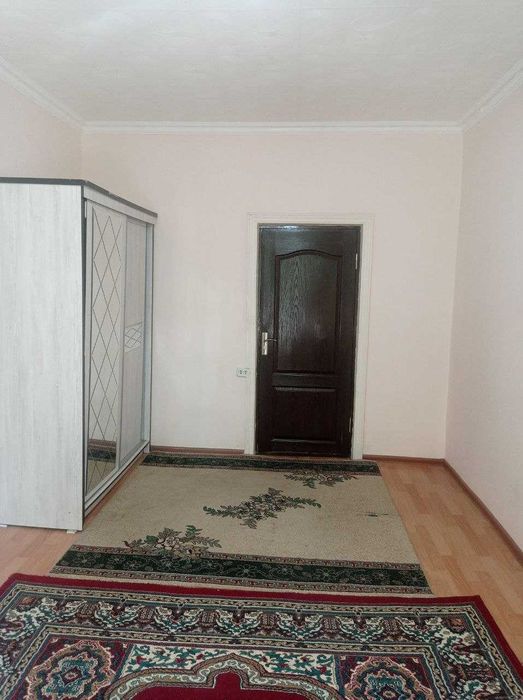 Чиланзар - 21 кв, 2/4/4 балкон 1,5х3