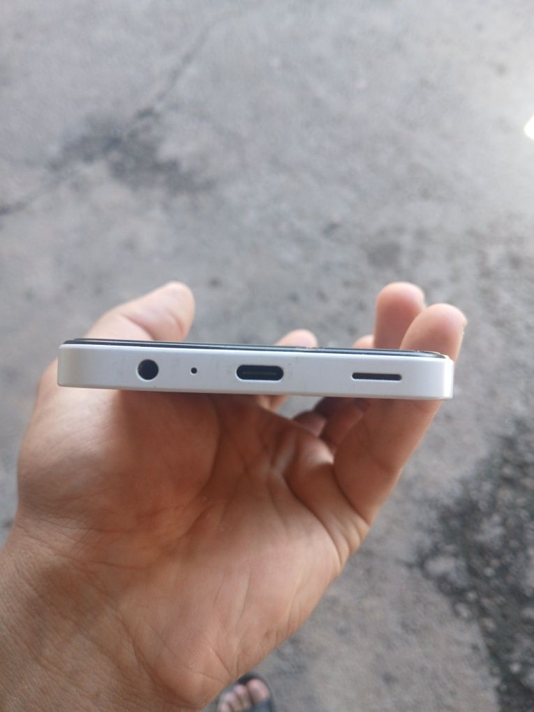 Samsung galaxy A15 4g obmen yoki naxt kelishamiz