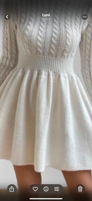 Rochie alba , masura S/ M , moale din tricot