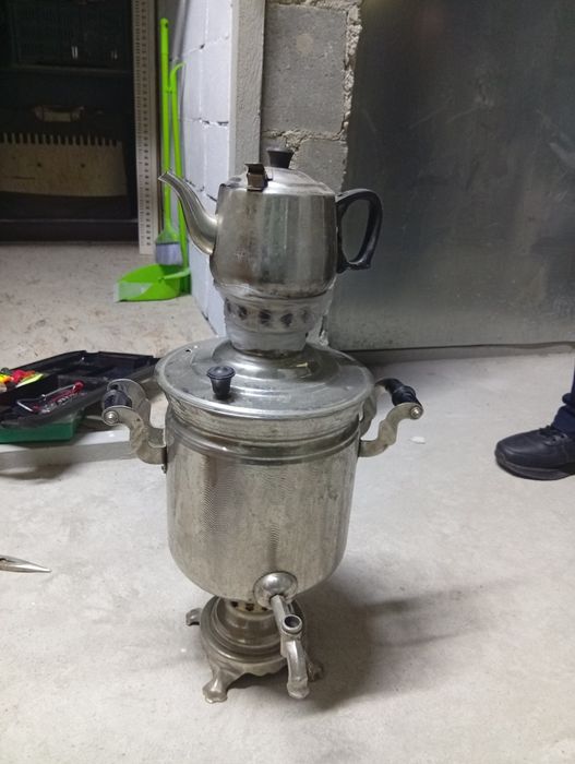 Продам самовар латунь