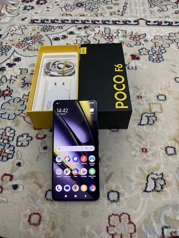 Poco F6 5G. Как новый 12/512