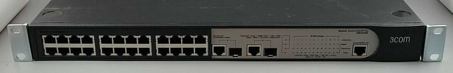 2 buc Switch 3com 3CBLSF26H 24 porturi 10-100 2porturi Giga 2 sfp