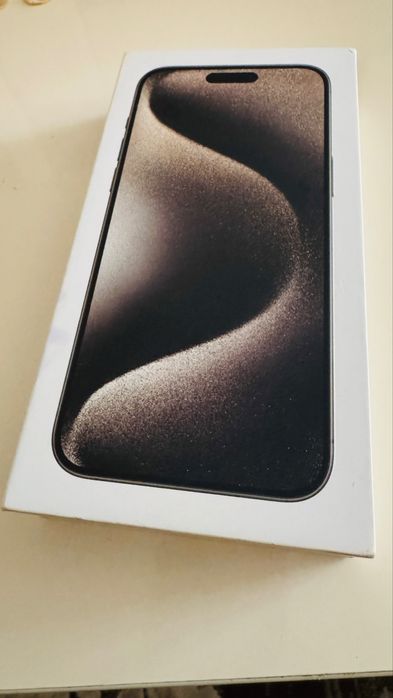 Iphone 15 PRO MAX - natural titanium