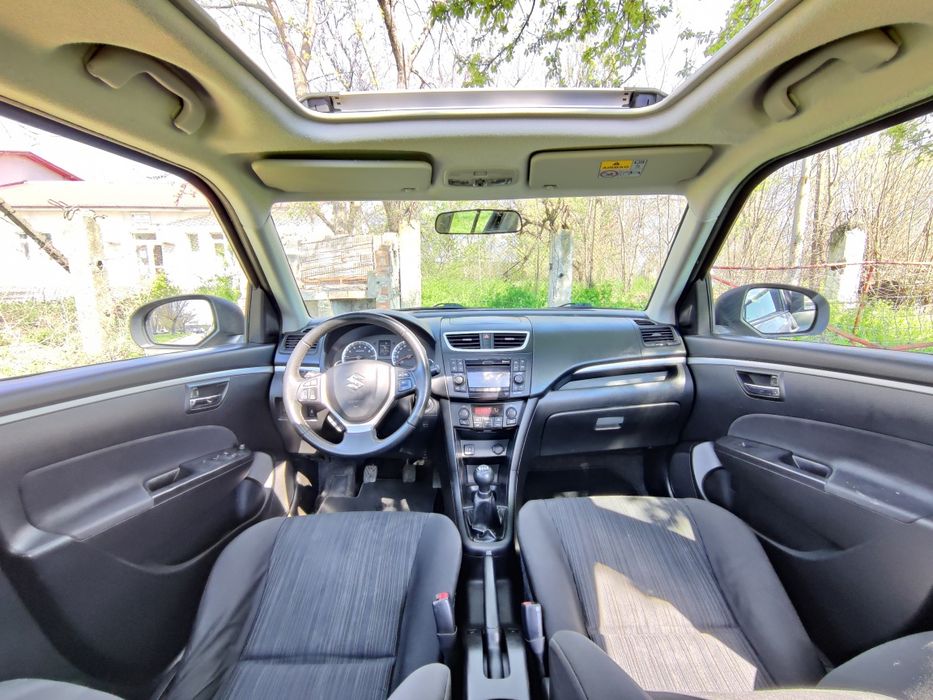 Suzuki Swift-1.2 VVT-I,Trapă-incalzire scaune-Climă-keylees-Carte RO