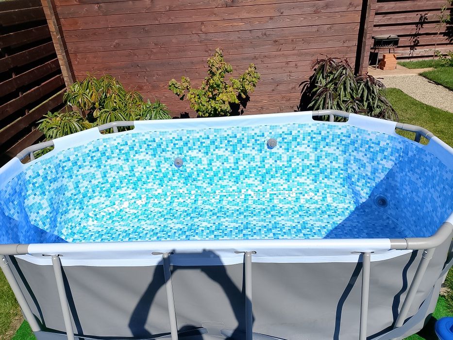 Piscină ovală 3x2 m