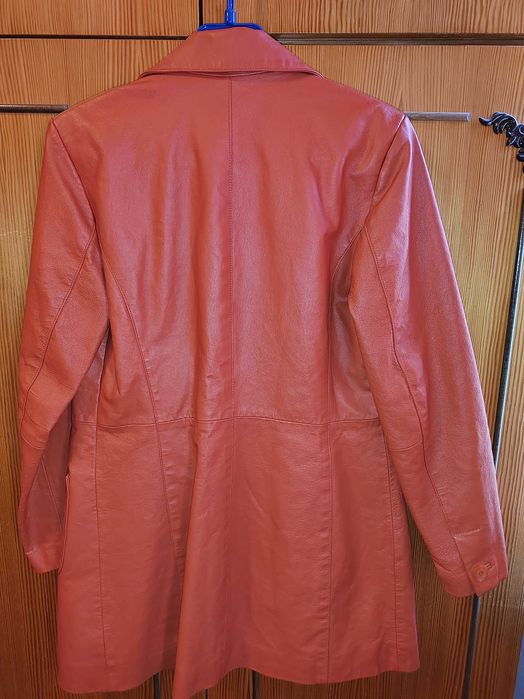 Дамско кожено яке