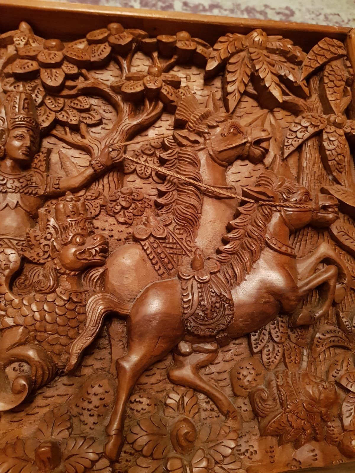 Sculptura deosebita în lemn exotic lucrata manual