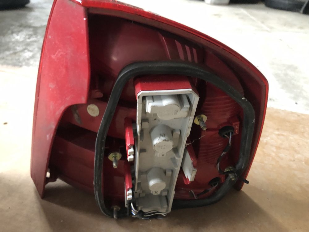 Stop/stopuri/lampa spate stanga/dreapta Skoda Octavia 2 berlina/sedane