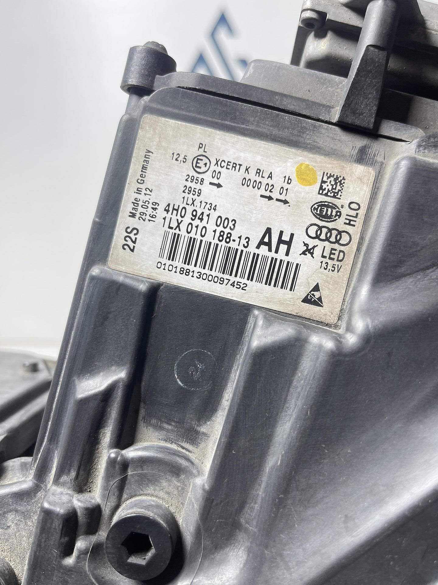 Ляв фар за audi a8 d4 - 4h0941003ah