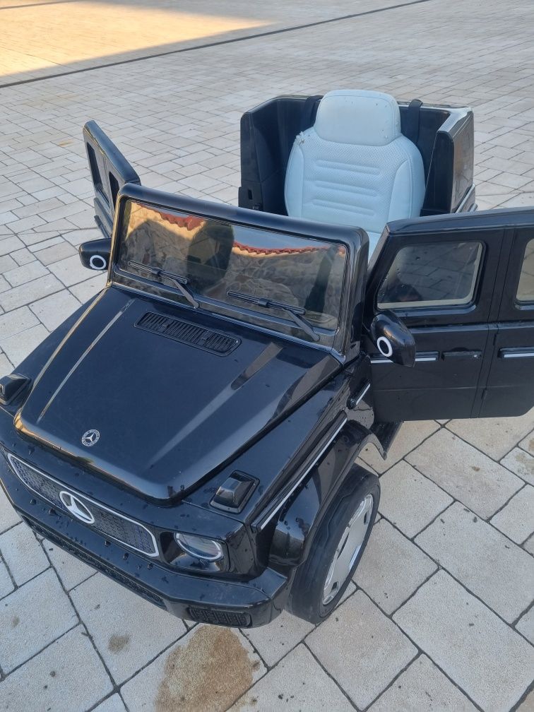 Детска акумулаторна кола Mercedes G63 AMG