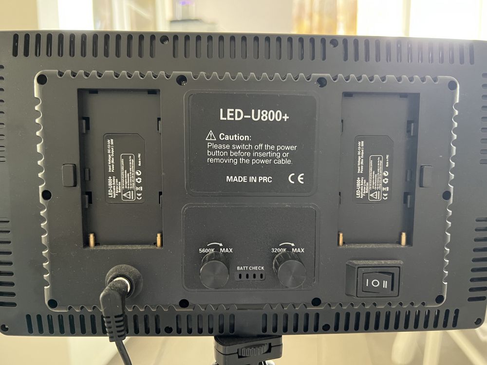 Видеосвет LED Light Kit Pro LED 800 со штативом