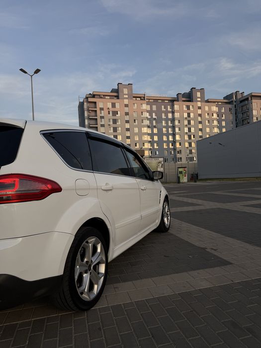 Vând FORD S MAX 2011