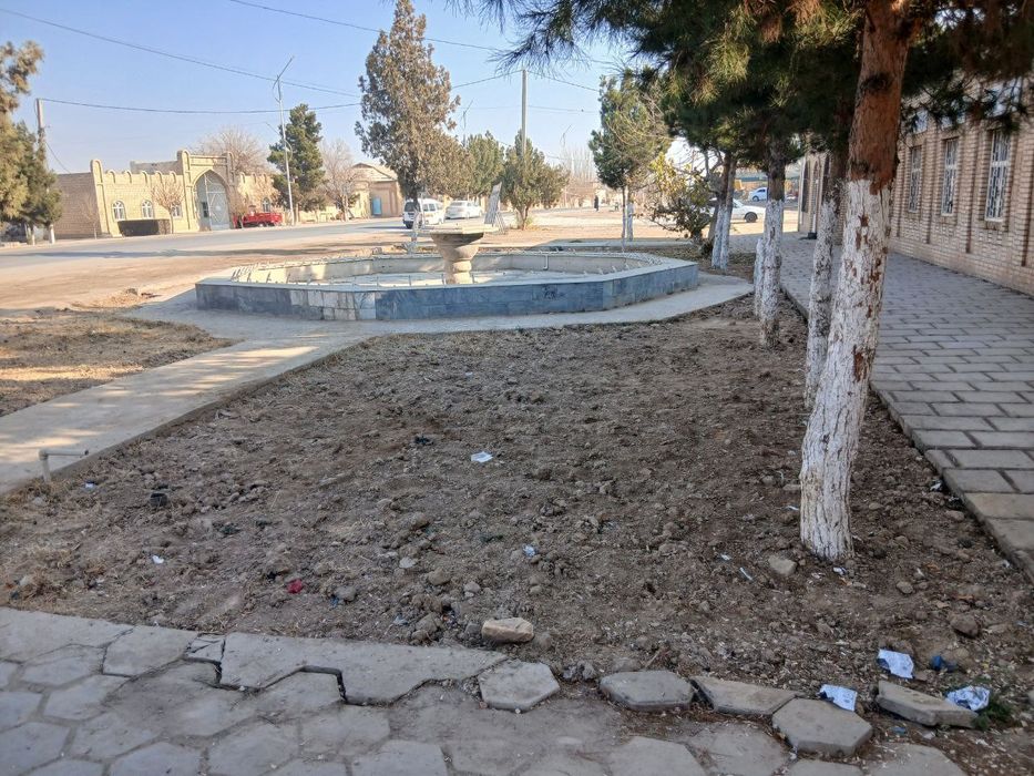 16 сотих жой,16 та дукони билан сотилади.