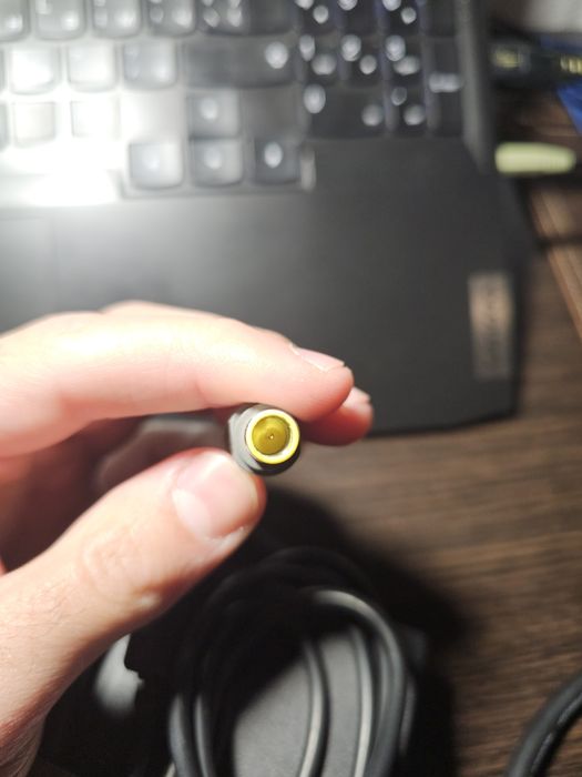 170W lenovo зарядно (кръгла букса)