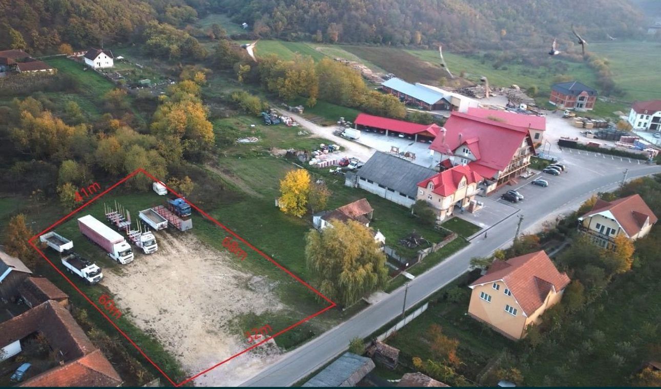 Vând afacere la cheie cu spații  comerciale și  terenuri