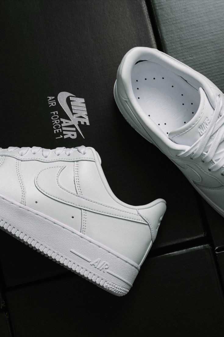 Уникальный дизайн кроссовок от Nike air force