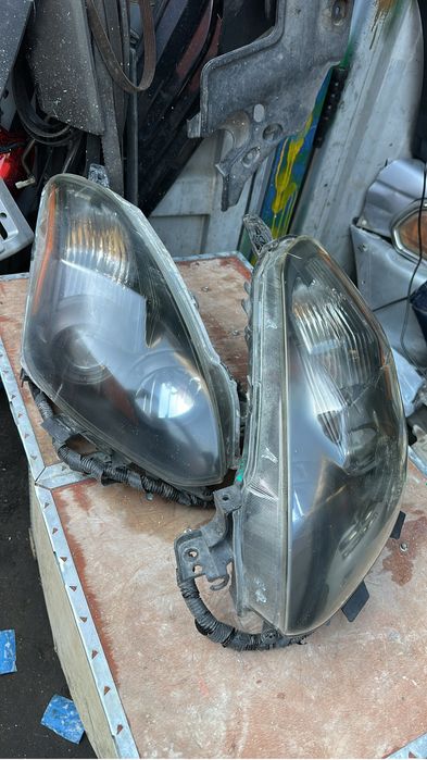 Фары на Nissan Altima L32