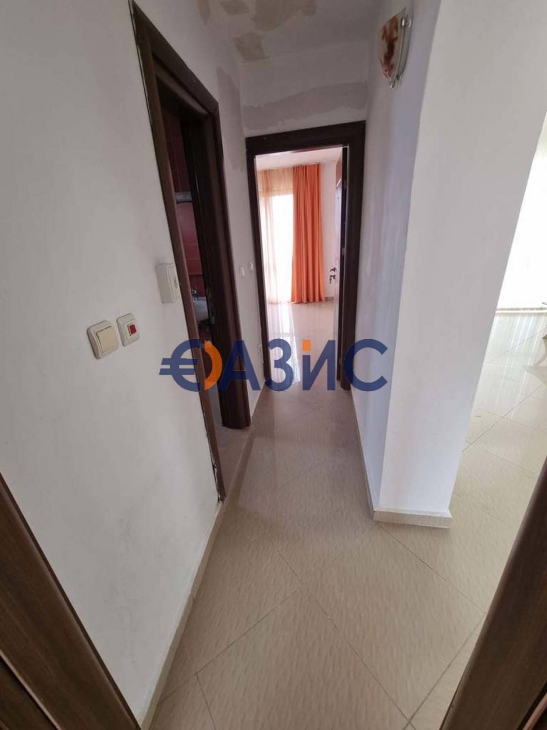 Къща с 3 спални и гараж, 130 кв.м. + 500 кв.м. двор, с Александрово,