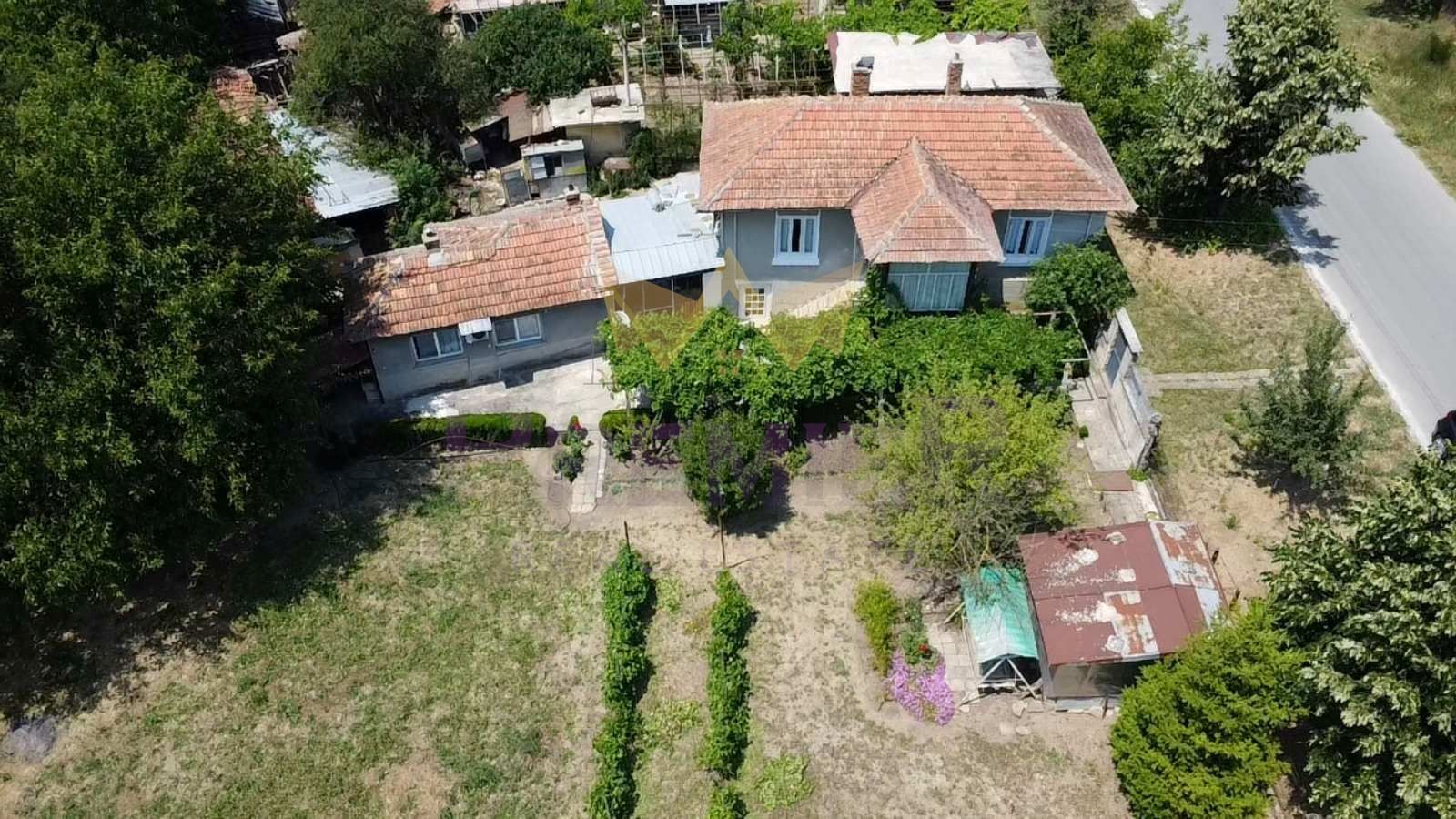 Къща в Варна, област-с.Дъбравино площ 80 цена 57000