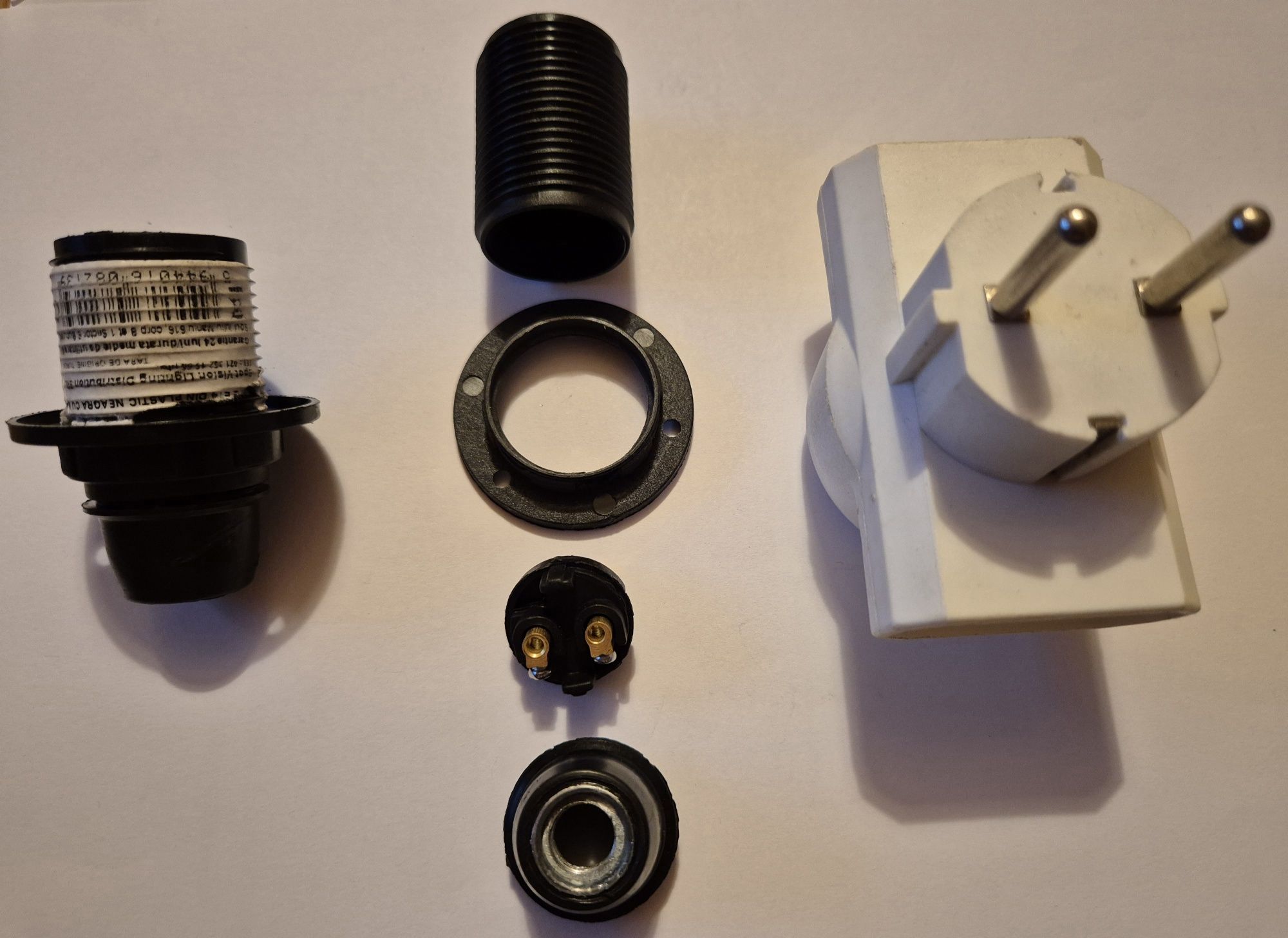 Priză smart wireless+triplu ștecher+dulii E14