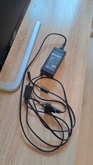 Монитор AOC 21.5"