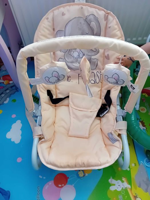 Vând Balansoar bebe