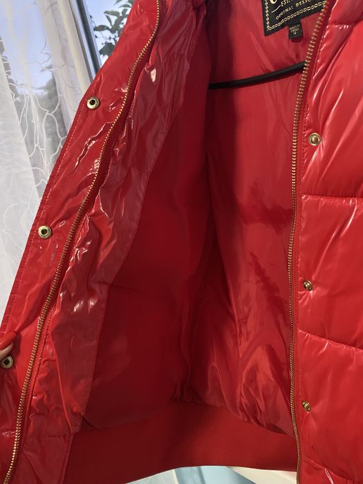 Зимно яке GUESS….