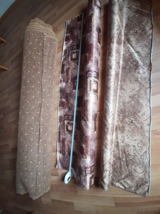 Дамаска - с кадифена повърхност