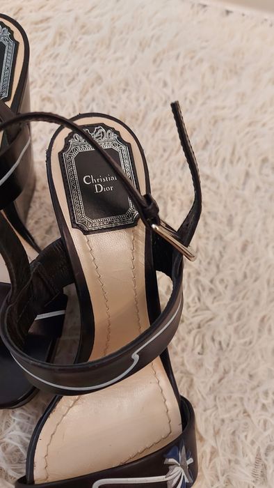 Dior обувь  оригинал 70 000 тг