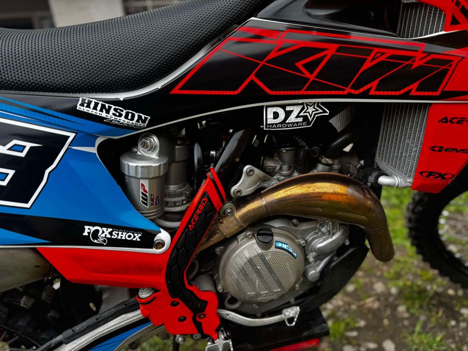 Vând ktm sxf 450 2023 cu 2 mape putere
